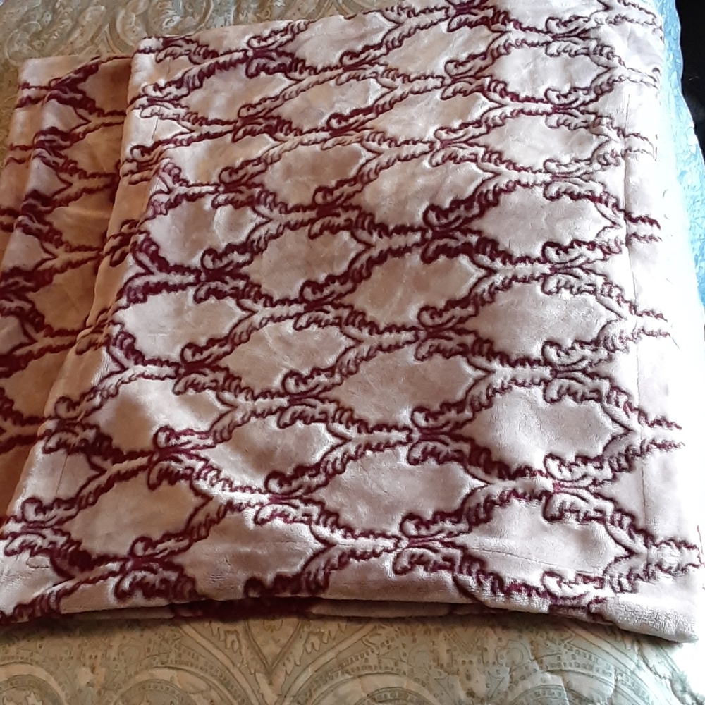 Standard pillow sham